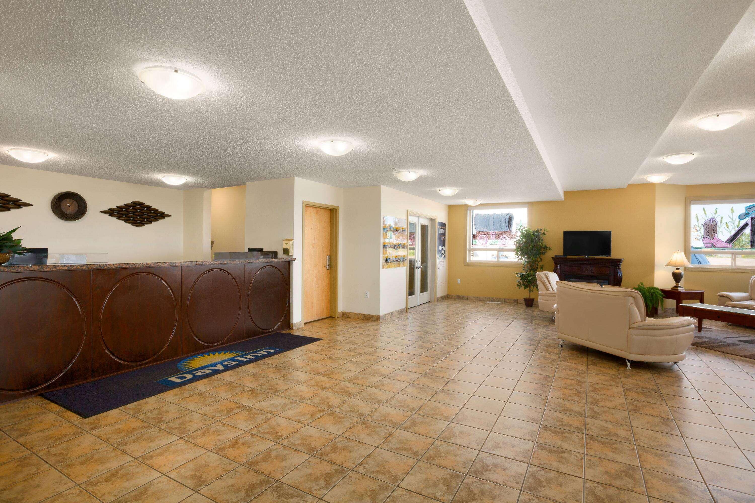 Days Inn By Wyndham Bonnyville מראה חיצוני תמונה